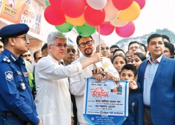 চট্টগ্রামে একুশ বইমেলার উদ্ভোধন করলেন উপদেষ্টা আদিলুর রহমান খান