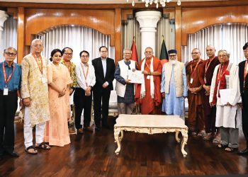 প্রধান উপদেষ্টার সঙ্গে বৌদ্ধ ধর্মীয় নেতাদের সাক্ষাৎ
