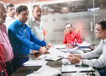 শিক্ষককে হেনস্তার অভিযোগ চট্টগ্রাম শিক্ষাবোর্ড চেয়ারম্যানকে স্বাশিপের